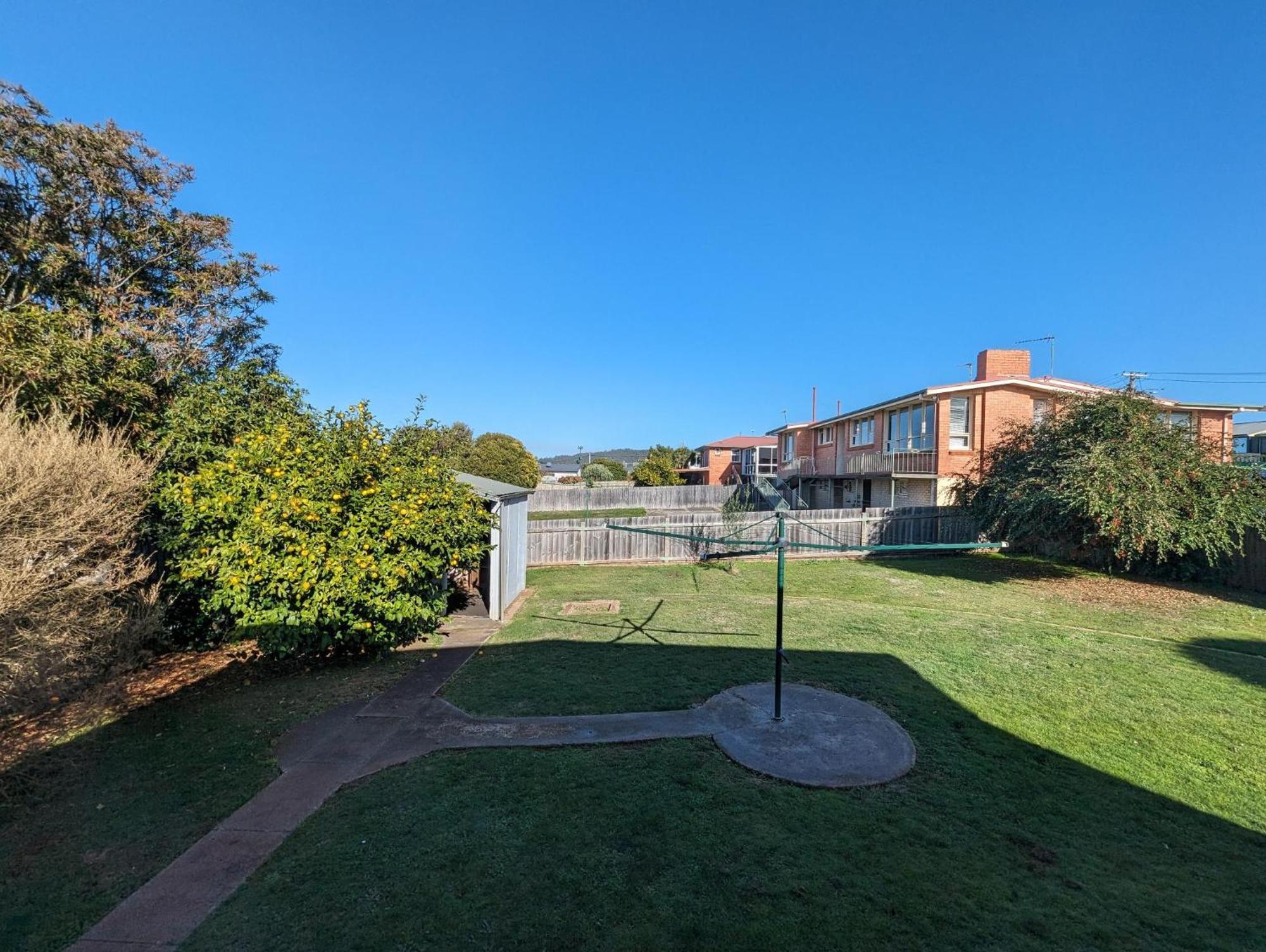 Devonport's Relax At Manning Holiday home